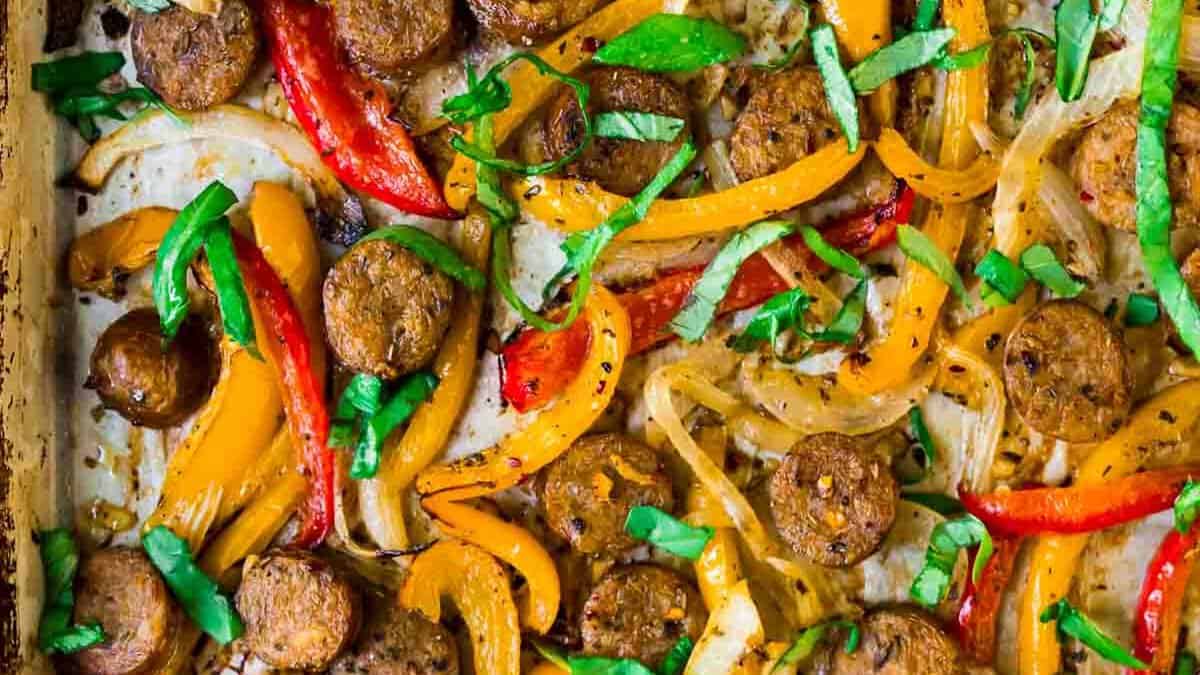 Healthy One-Pan Roasted Italian Sausage & Peppers Dinner